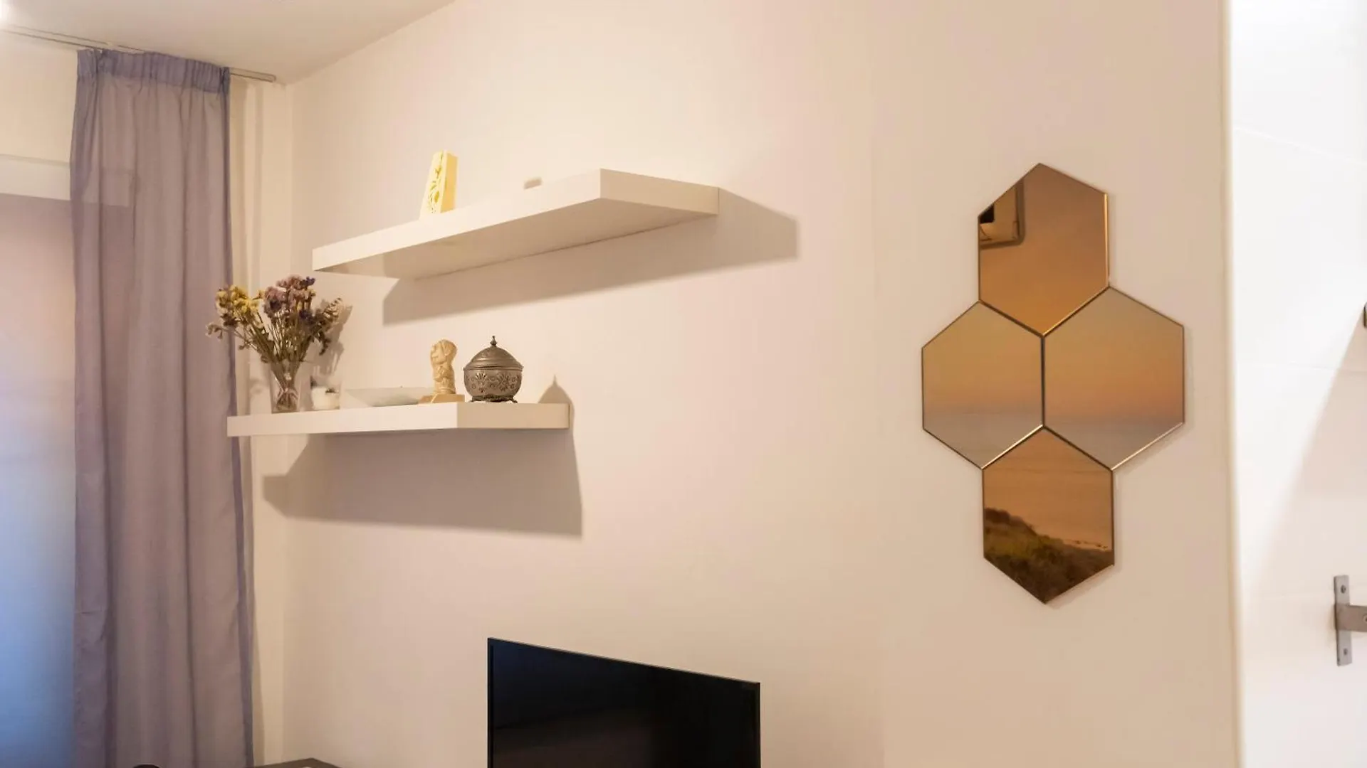 Apartament Perfecta Ubicacion En El Soho Malaga